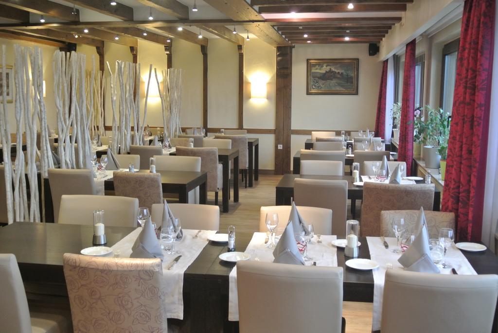 Hotel Saint Fiacre Bourscheid Exterior photo