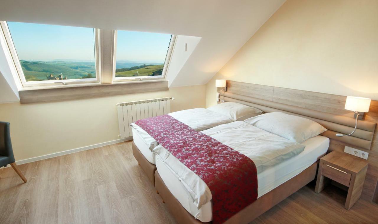 Hotel Saint Fiacre Bourscheid Exterior photo
