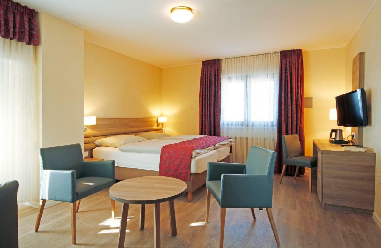 Hotel Saint Fiacre Bourscheid Exterior photo